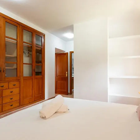 New! Bassetes Villa